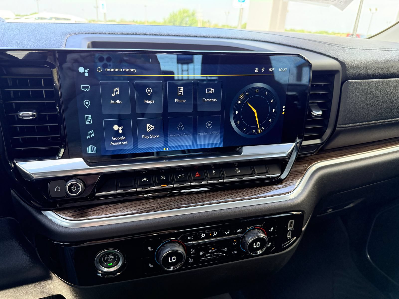 Used 2023 Chevrolet Silverado 1500 LT AWD/4WD image 16