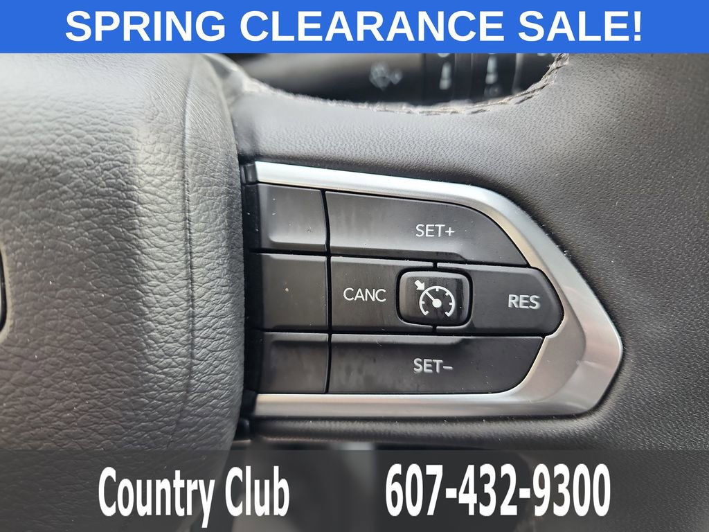 Used 2024 Jeep Compass Latitude w/ Convenience Group image 19