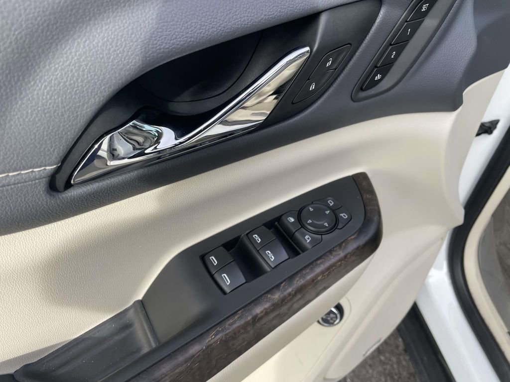 Used 2021 GMC Acadia Denali image 28