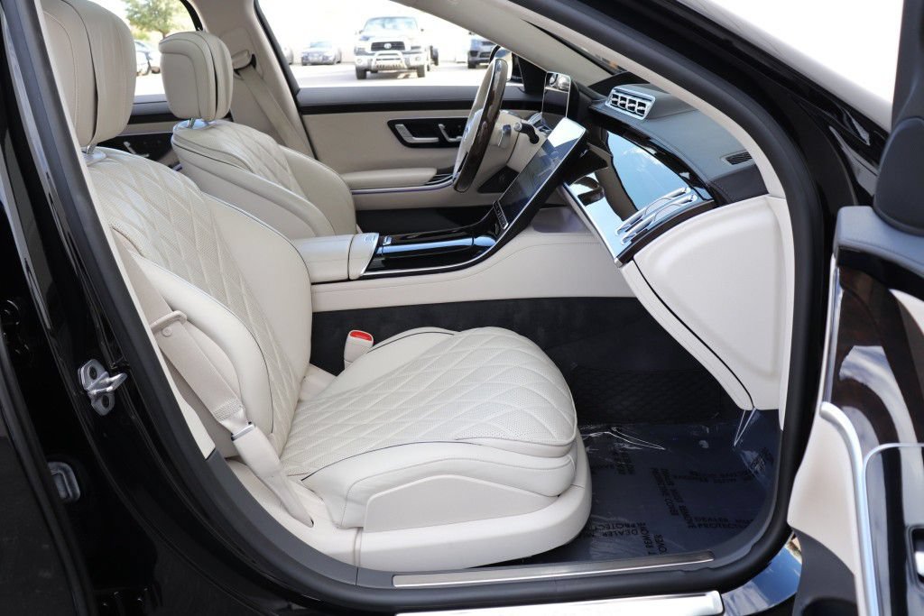 Used 2022 Mercedes-Benz S 580 4MATIC Sedan w/ Warmth & Comfort Package image 33