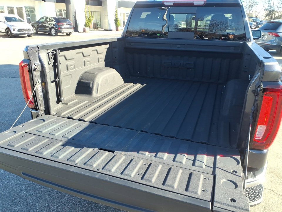 Used 2024 GMC Sierra 1500 SLT w/ SLT Premium Plus Package image 31
