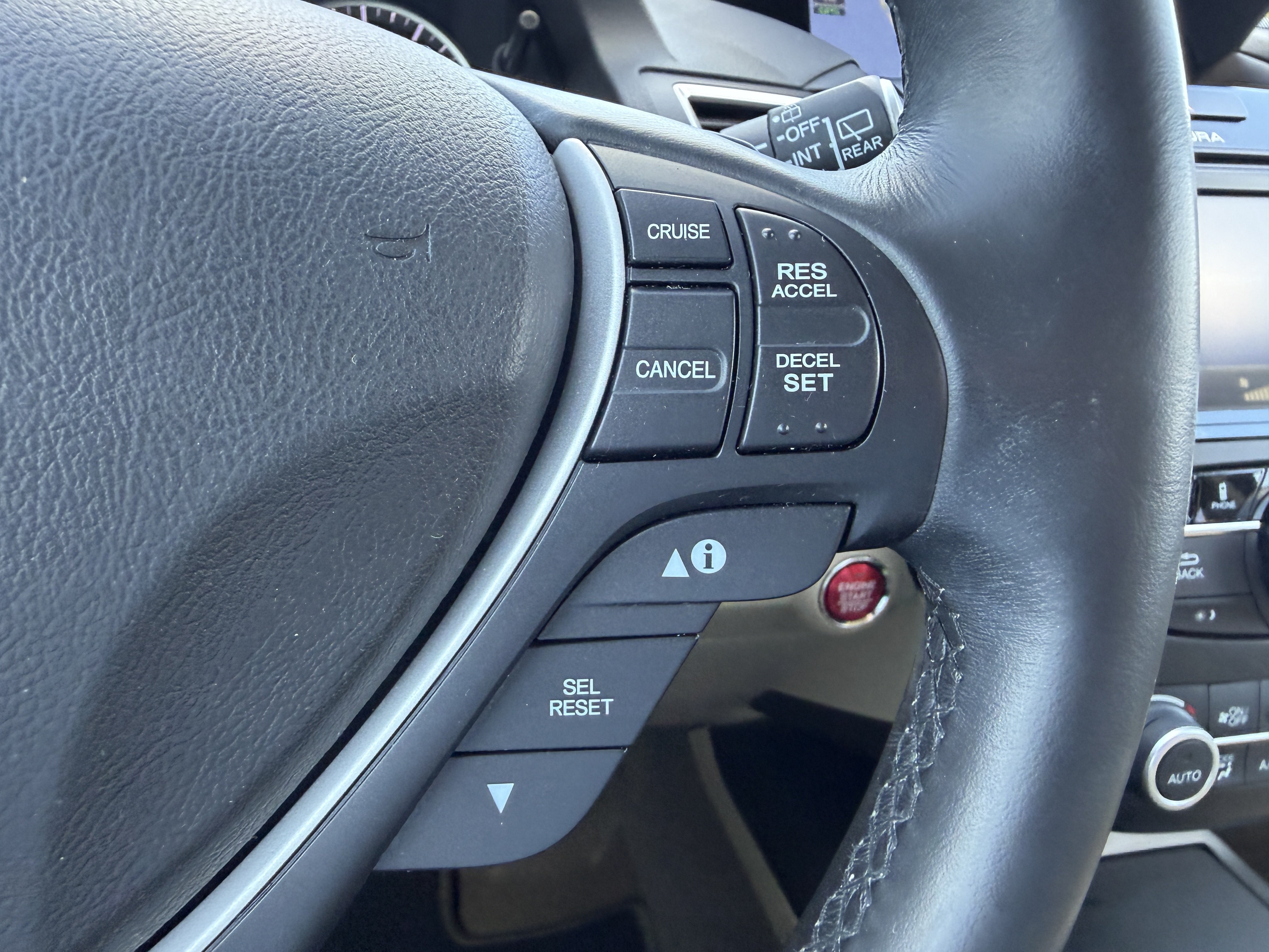 Used 2018 Acura RDX w/ Tech & AcuraWatch Plus Pack FWD image 30