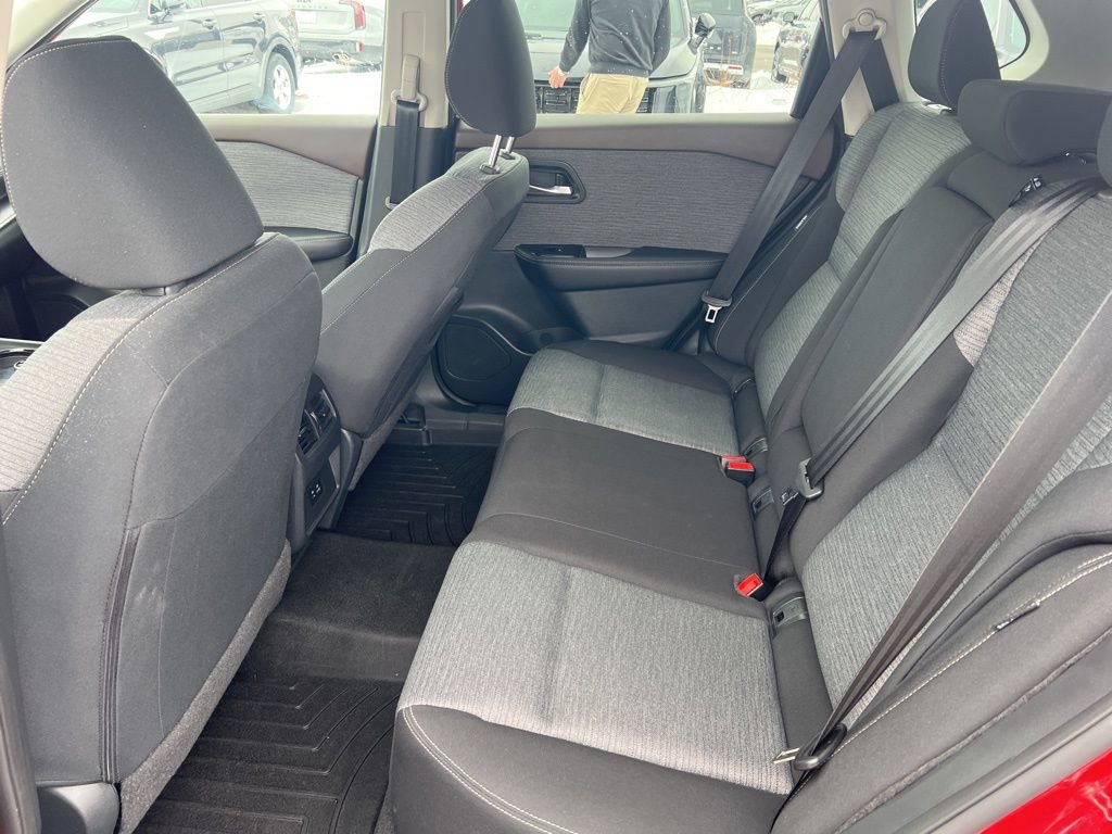 Certified 2023 Nissan Rogue SV AWD/4WD image 9