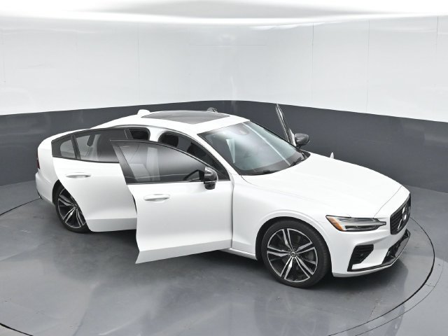 Used 2021 Volvo S60 T8 R-Design Expression w/ Premium Package AWD/4WD image 54