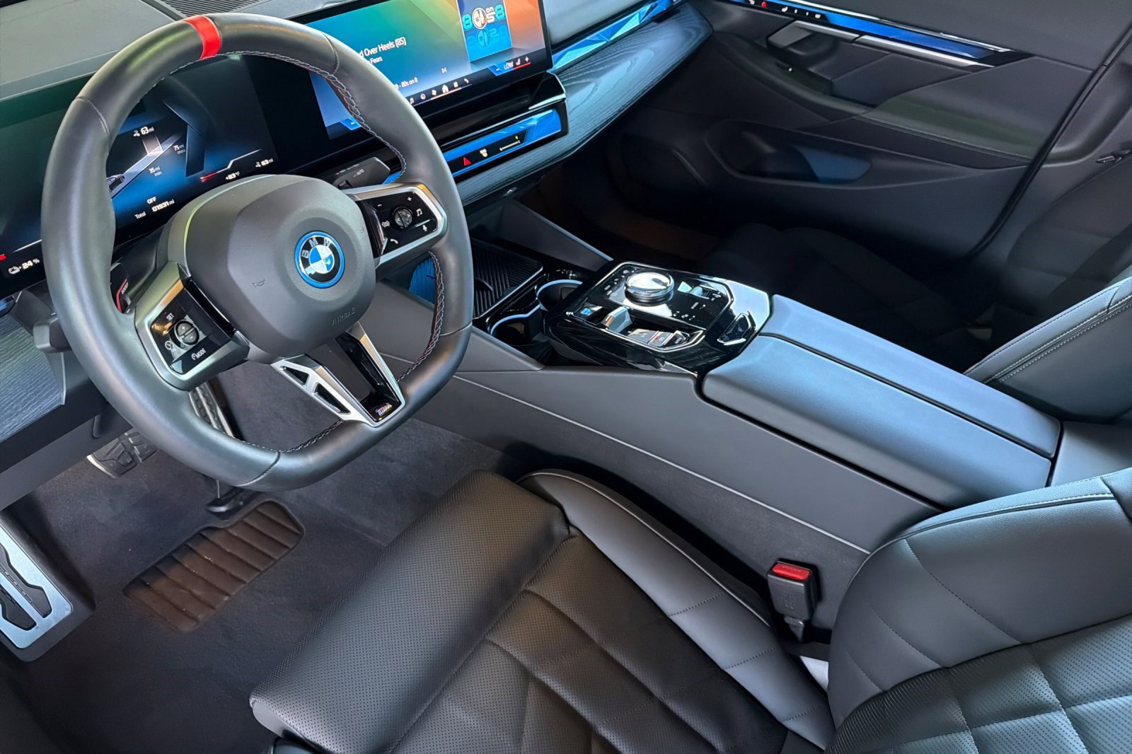 Certified 2025 BMW i5 M60 image 11