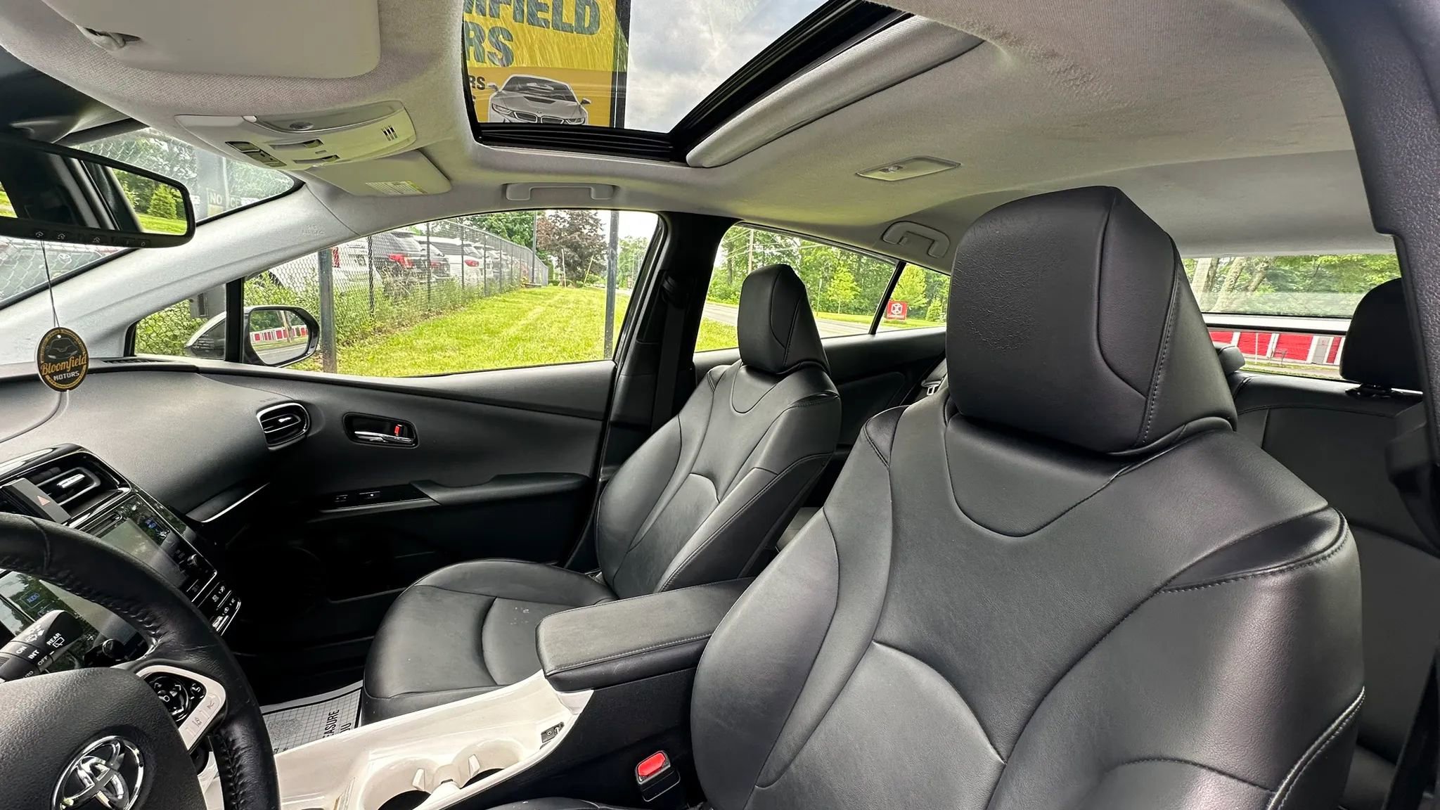 Used 2016 Toyota Prius Four w/ Advanced Technology Package FWD image 17