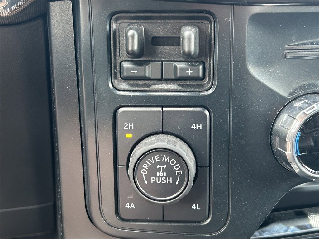 Used 2025 Ford F150 Raptor image 36