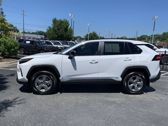 Certified 2025 Toyota RAV4 LE AWD/4WD image 5