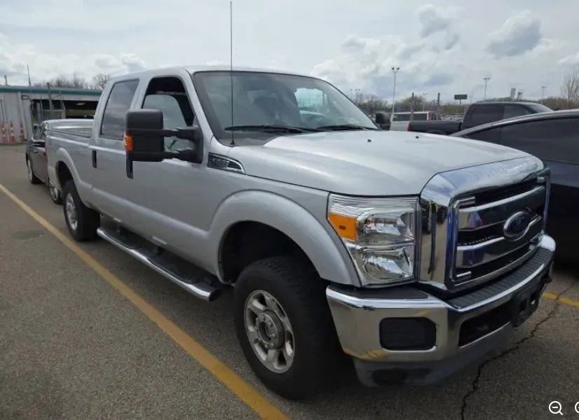 Used 2013 Ford F250 XLT image 2