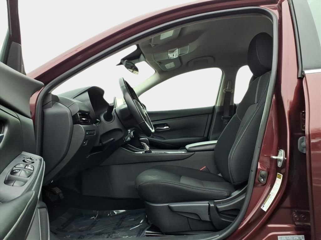 Used 2023 Nissan Sentra SV image 9