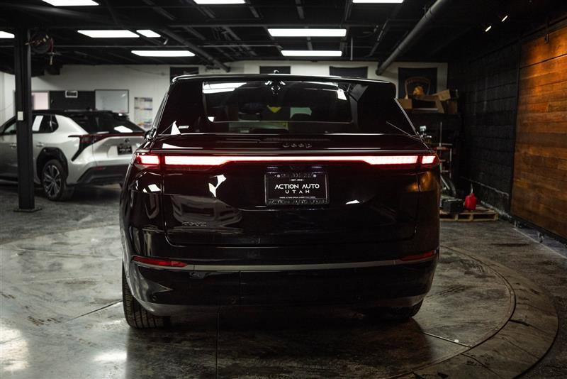 Used 2025 Jeep Wagoneer S Limited image 6