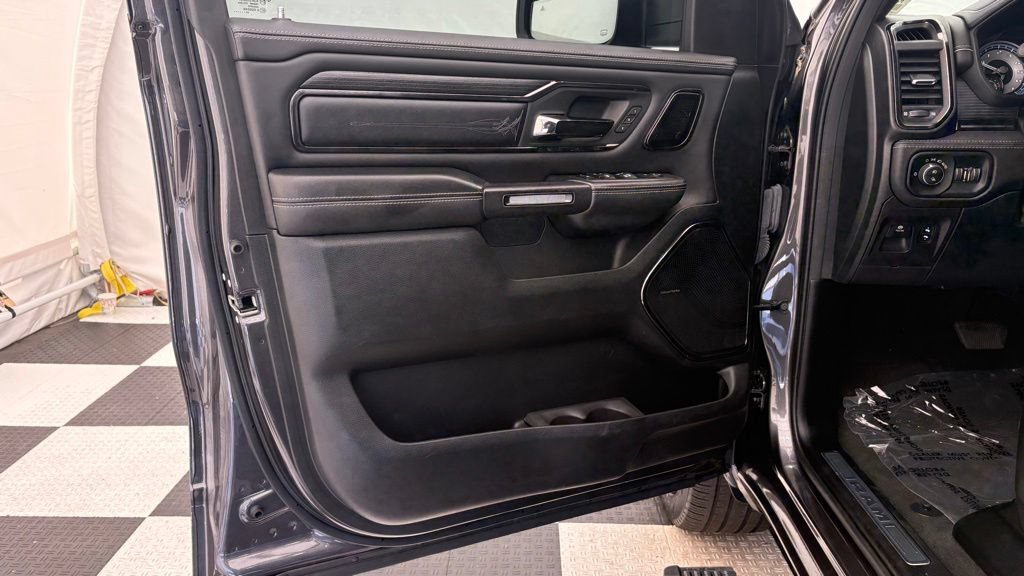 Used 2022 RAM 1500 Limited w/ Night Edition AWD/4WD image 16