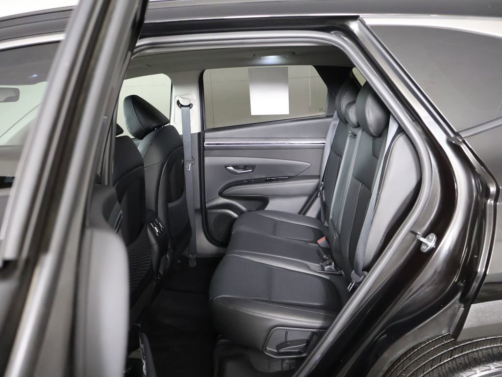 Used 2023 Hyundai Tucson Limited AWD/4WD image 36