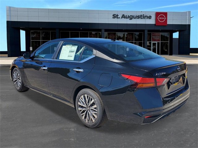 New 2025 Nissan Altima 2.5 SV image 4