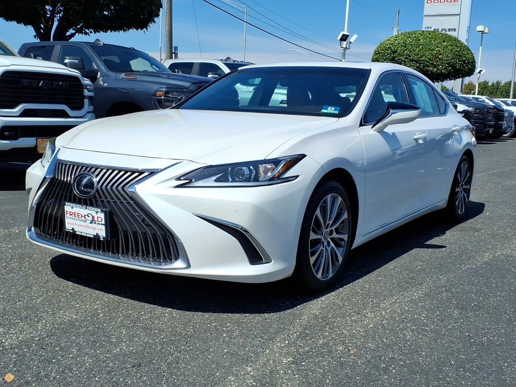Used 2020 Lexus ES 350 w/ Premium Package FWD image 3