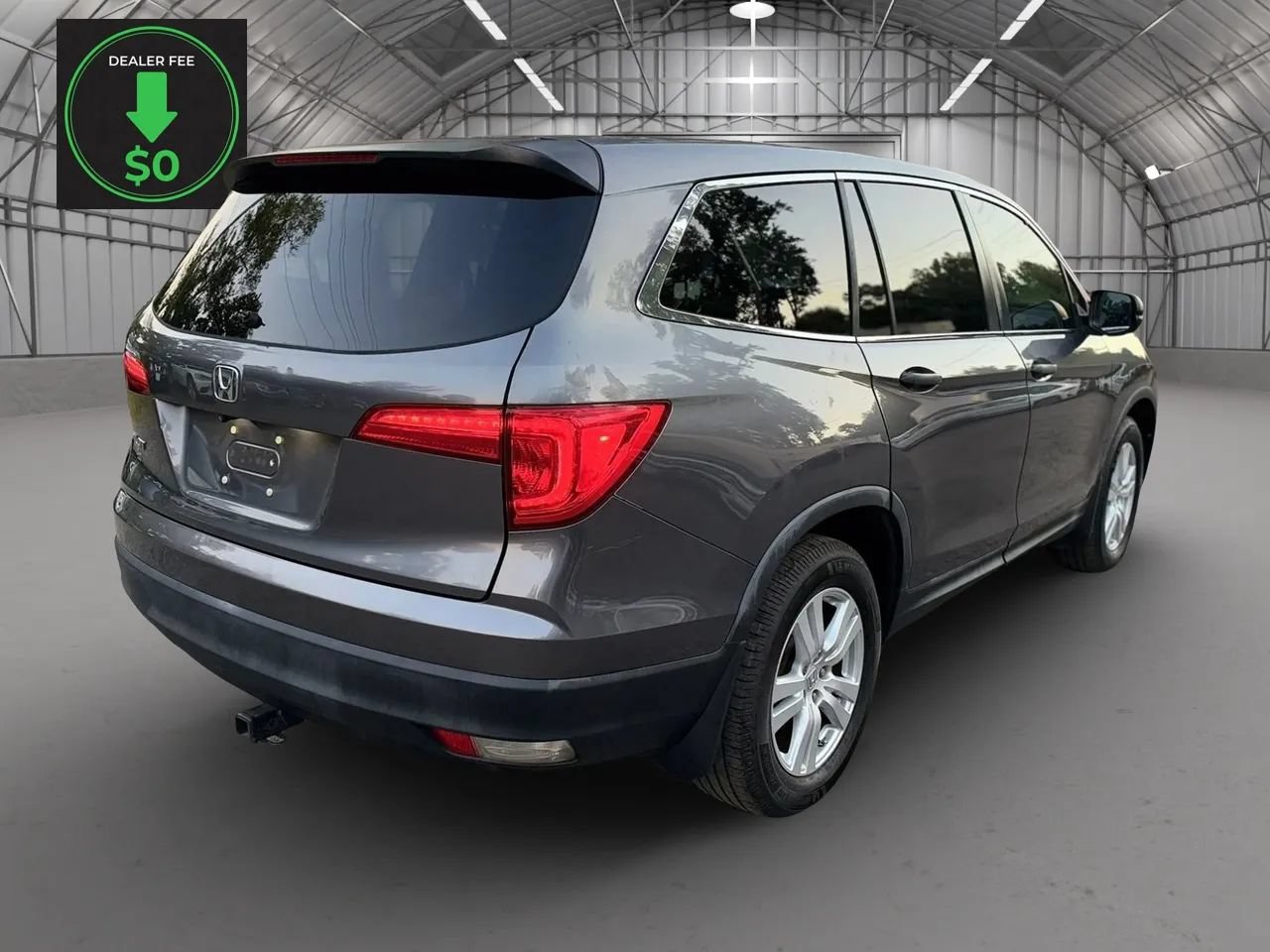 Used 2016 Honda Pilot LX image 5