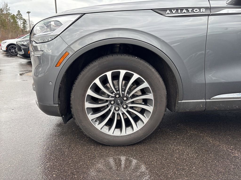 Used 2022 Lincoln Aviator Reserve w/ Equipment Group 201A image 6