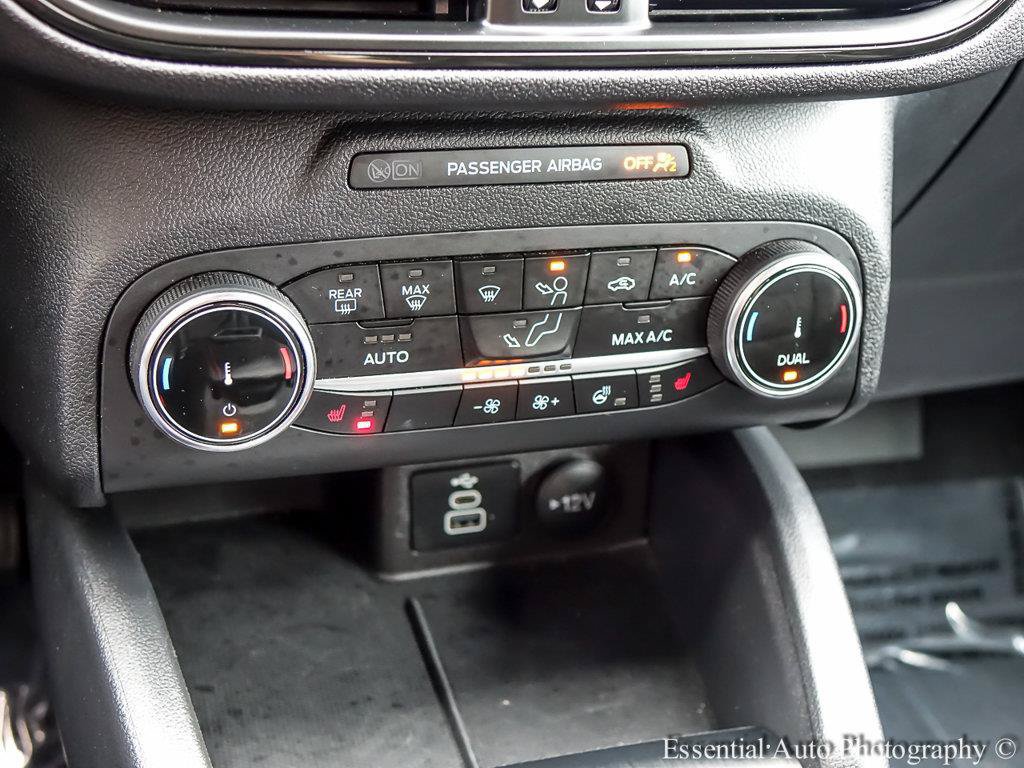 Used 2025 Ford Escape ST-Line Select AWD/4WD image 19