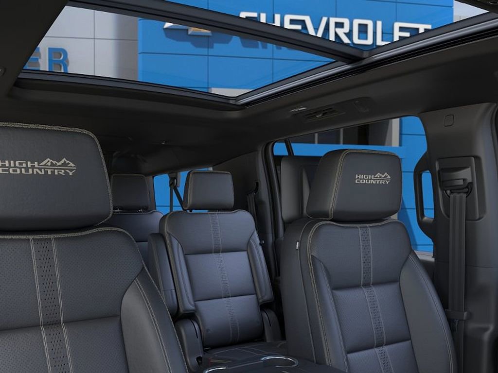 New 2026 Chevrolet Suburban High Country AWD/4WD image 24