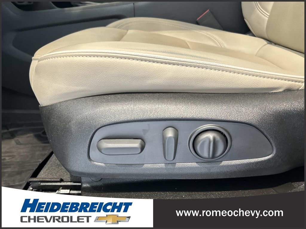Used 2023 Chevrolet Traverse Premier w/ LPO, Floor Liner Package AWD/4WD image 14