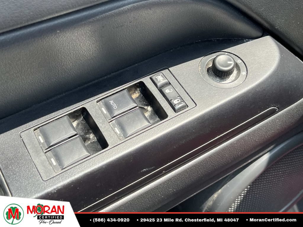 Used 2014 Jeep Patriot Latitude AWD/4WD image 15