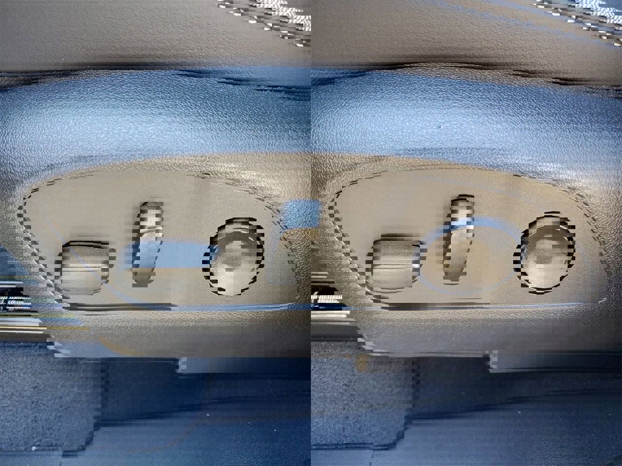 New 2026 Chevrolet Silverado EV LT image 16