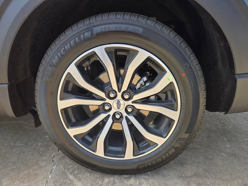 New 2026 Ford Explorer ST-Line w/ Premium Package RWD image 35
