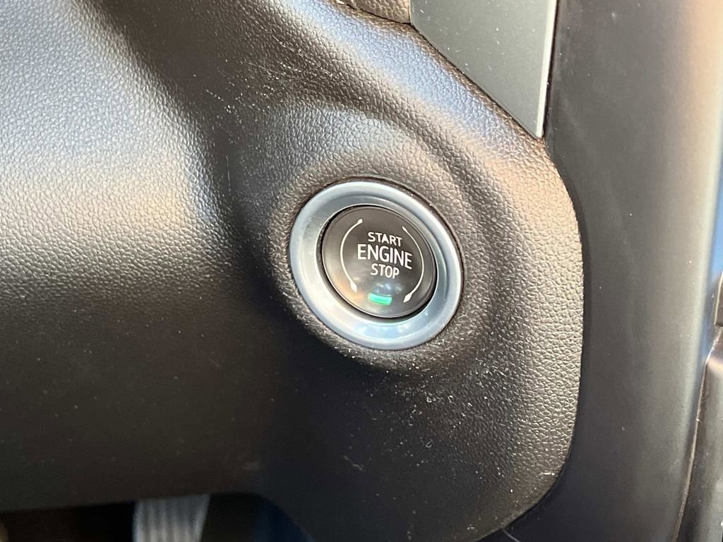 Used 2021 Chevrolet Silverado 1500 LT w/ Bed Protection Package image 33