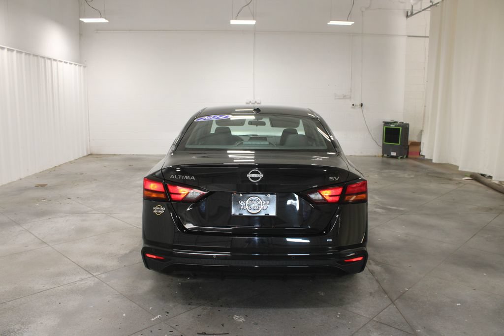 Used 2024 Nissan Altima 2.5 SV FWD image 8