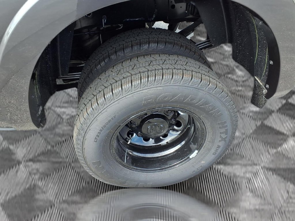 New 2027 RAM 3500 Laramie AWD/4WD image 23