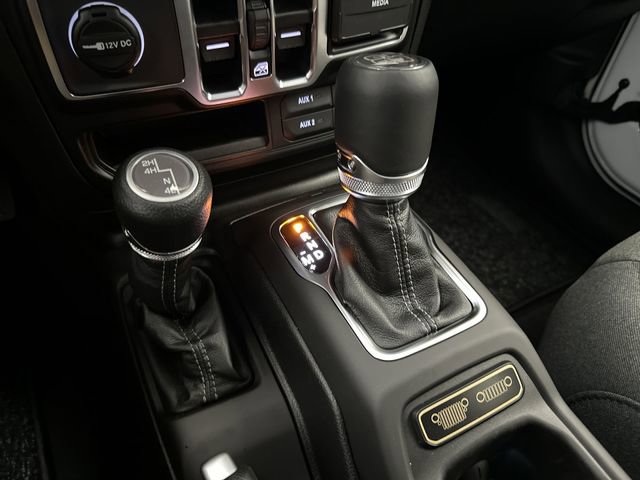 New 2026 Jeep Gladiator Sport AWD/4WD image 23