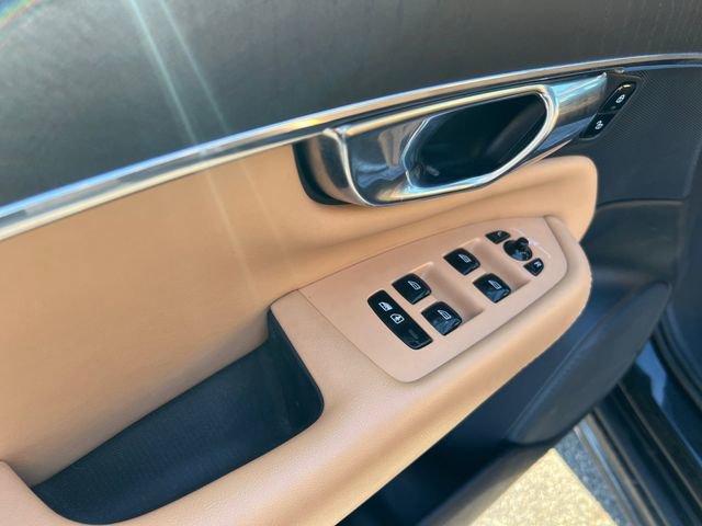 Used 2021 Volvo XC90 T6 Inscription image 11