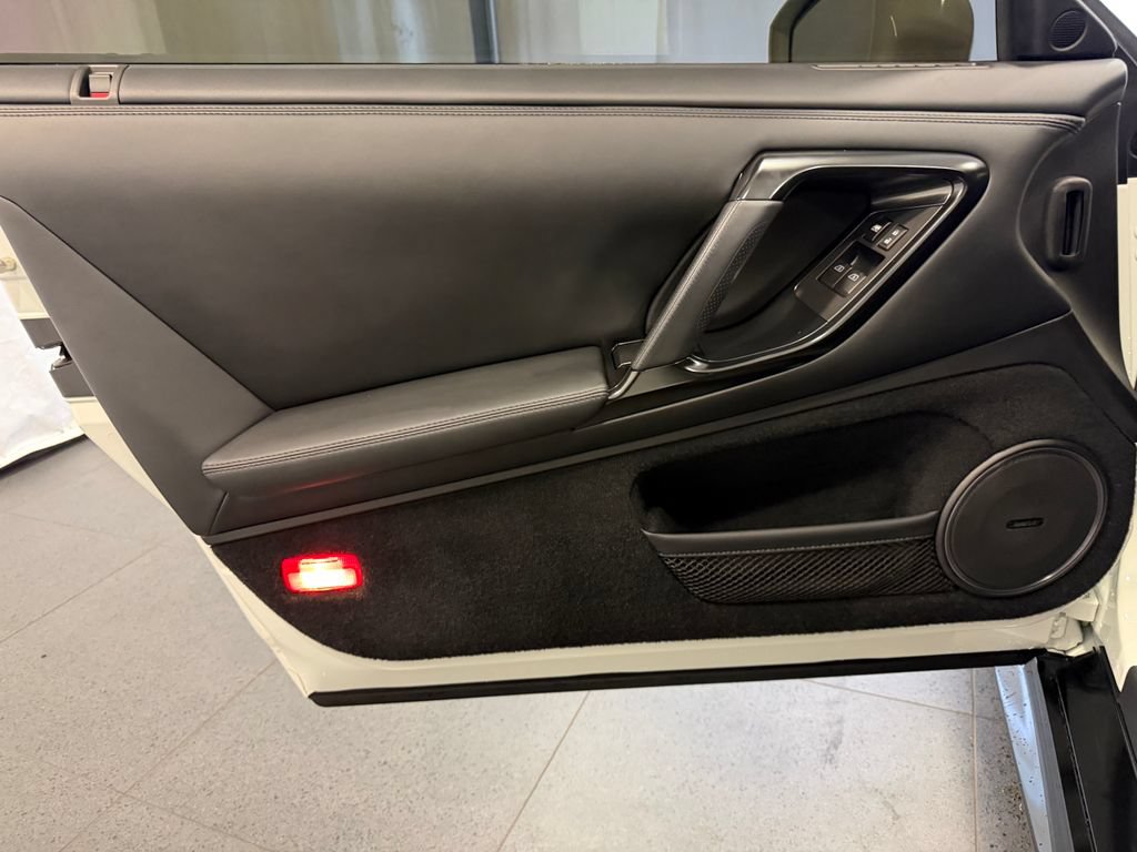 Used 2024 Nissan GT-R Premium w/ Floor Mat Package AWD/4WD image 16