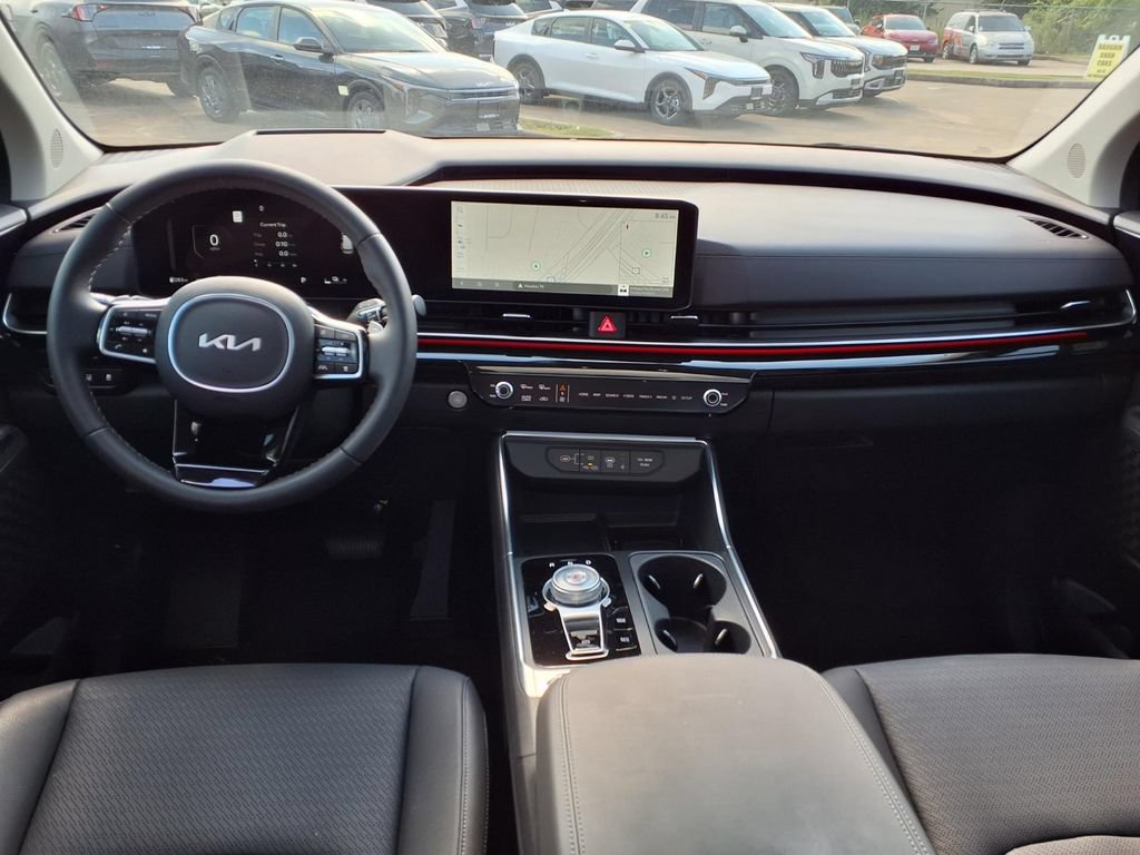 Certified 2026 Kia Carnival SX Prestige FWD image 9
