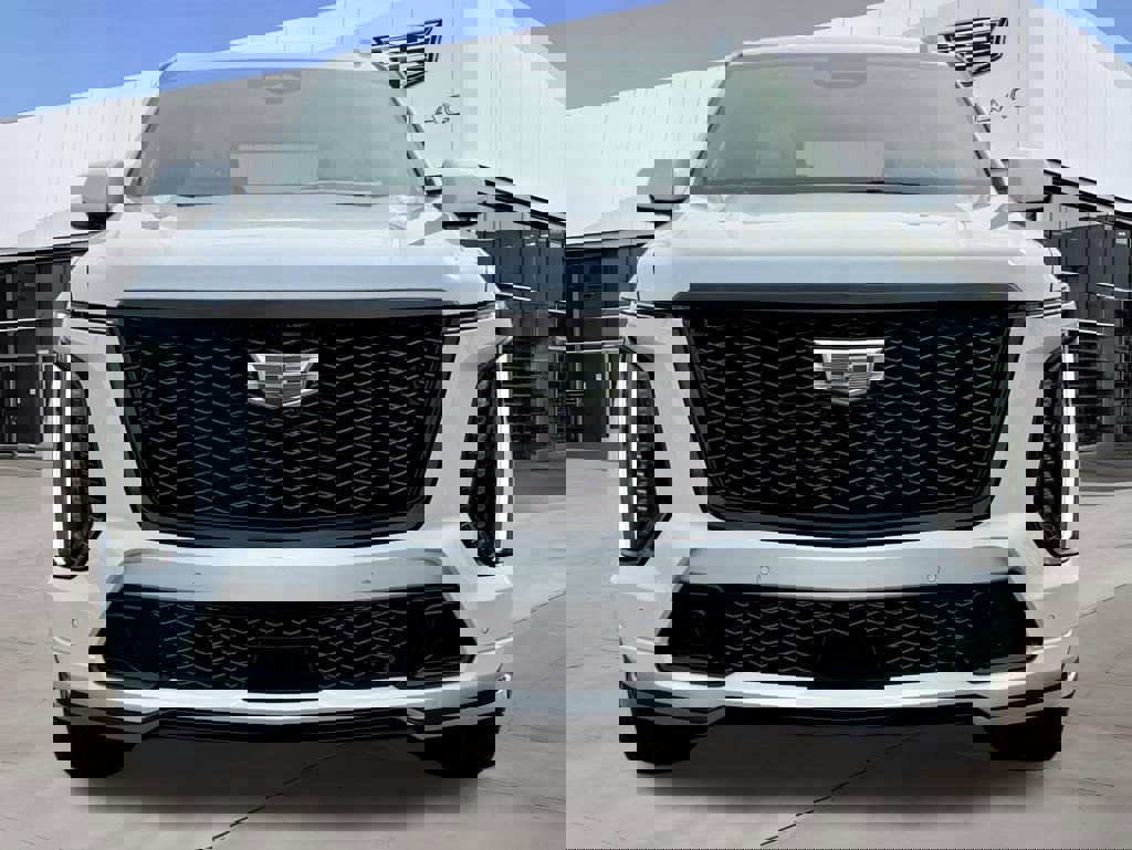 New 2026 Cadillac Escalade V w/ LPO, ONYX Package AWD/4WD image 4