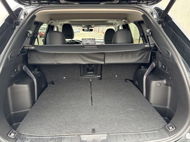 Used 2025 Mitsubishi Outlander SEL image 32