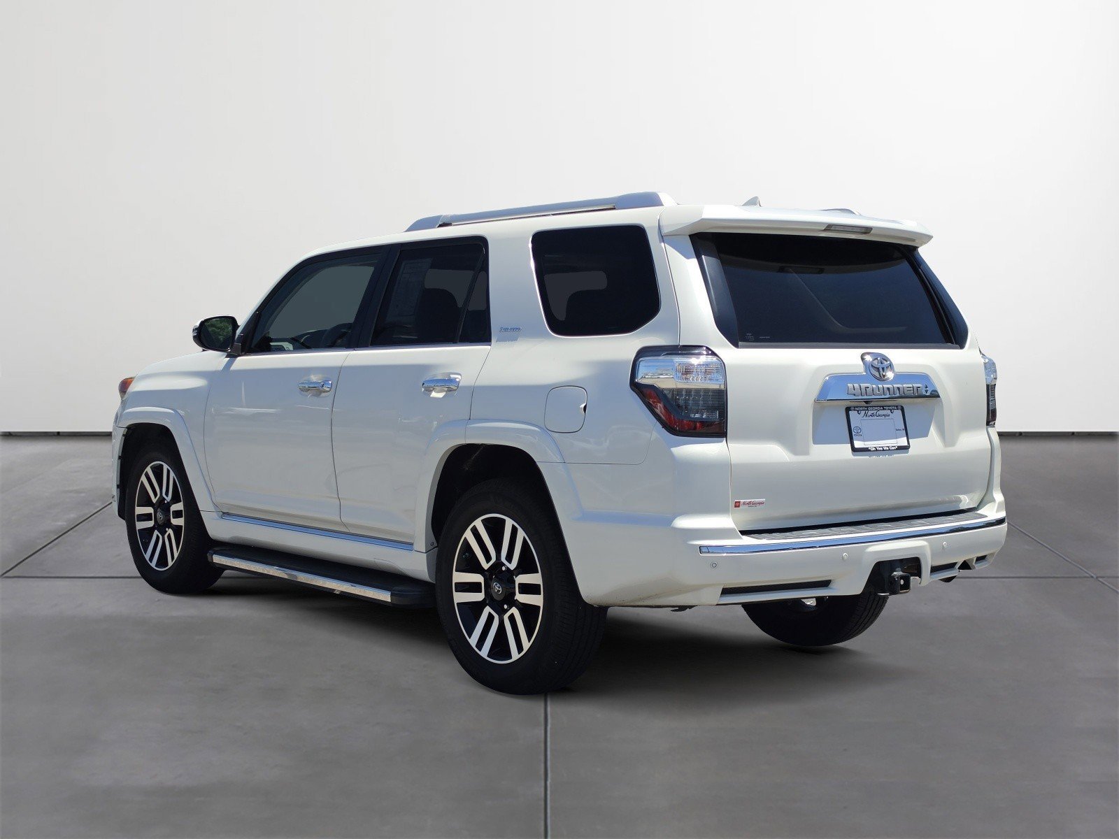 Used 2015 Toyota 4Runner Limited RWD image 4