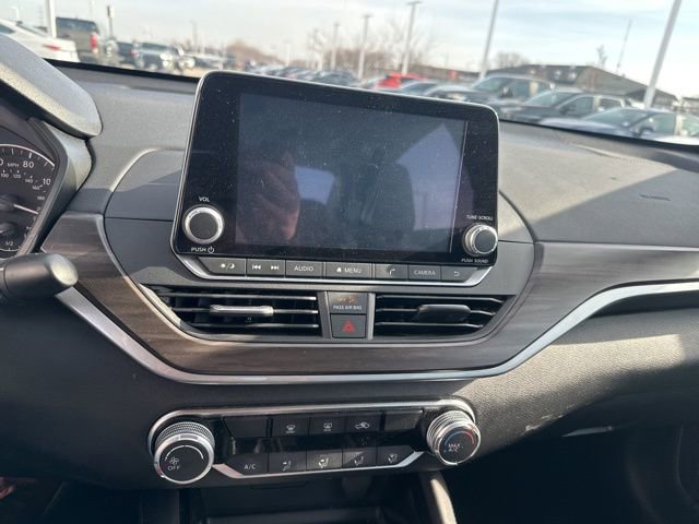 Used 2023 Nissan Altima 2.5 SV image 9