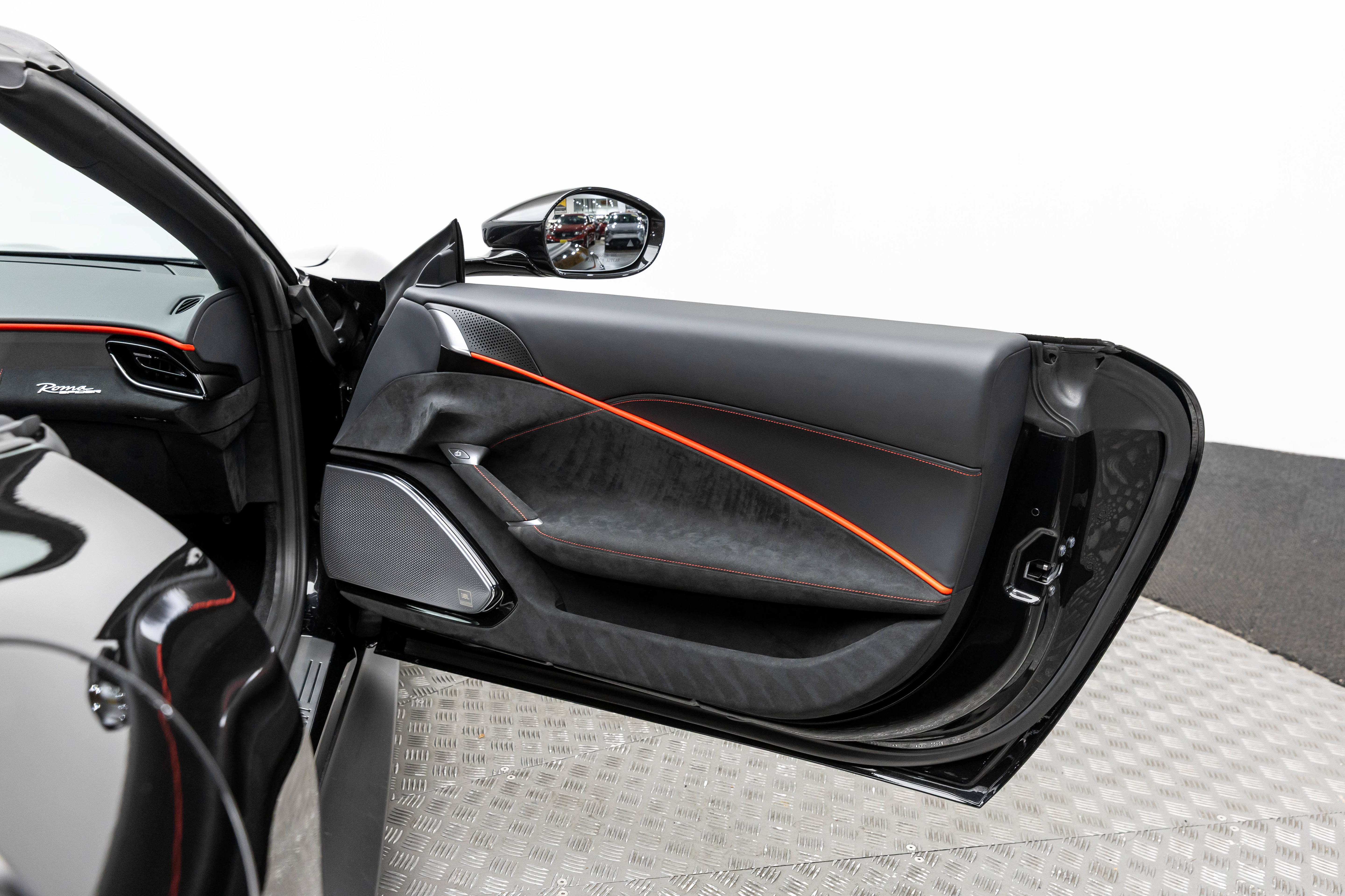 Used 2025 Ferrari Roma Spider RWD image 64