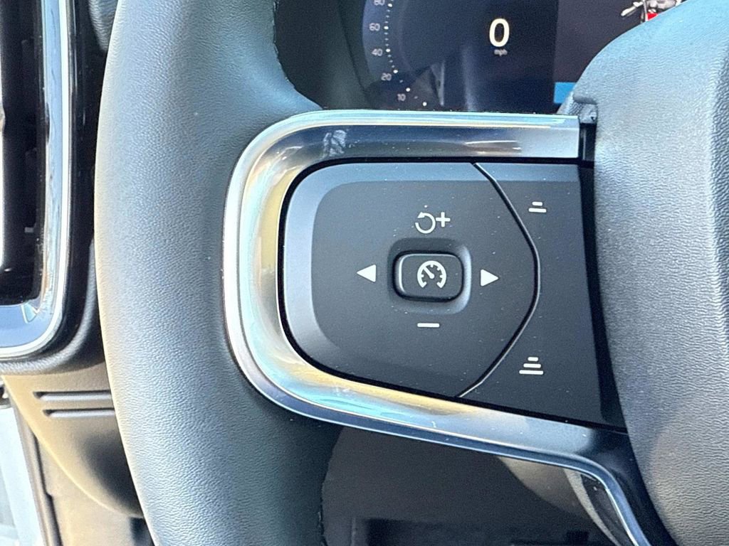 New 2026 Volvo XC40 B5 Ultra w/ Climate Package AWD/4WD image 30