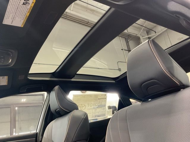 New 2026 Toyota Crown Platinum image 21