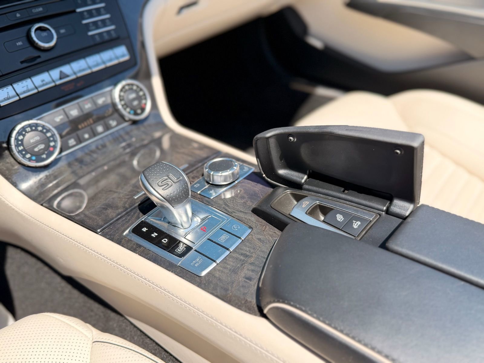 Used 2017 Mercedes-Benz SL 450 image 32