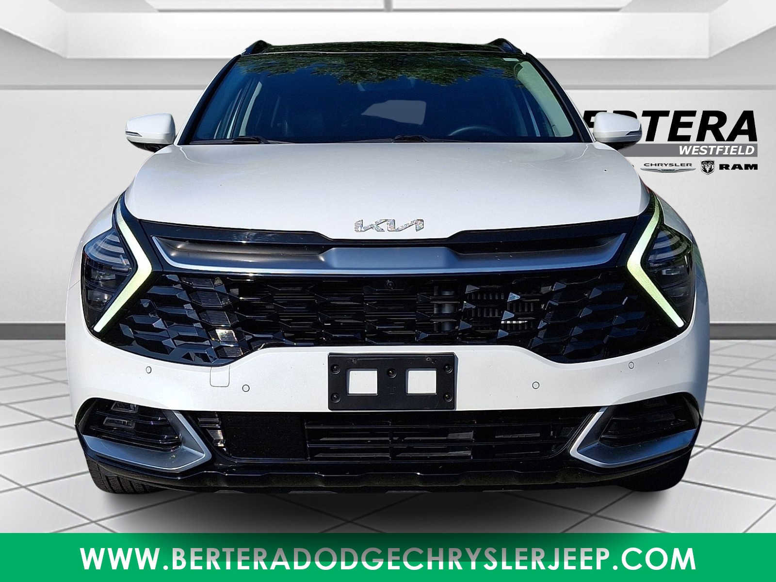 Used 2024 Kia Sportage SX Prestige AWD/4WD image 2