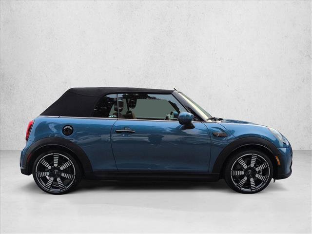 Used 2023 MINI Cooper S image 4