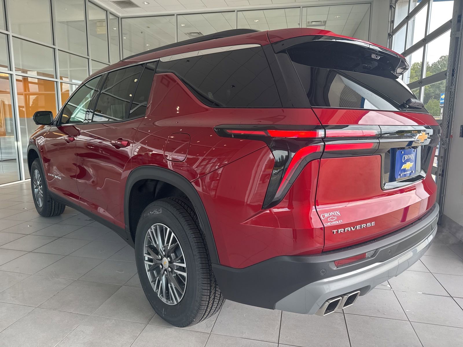 New 2026 Chevrolet Traverse LT w/ Driver Confidence Package image 4