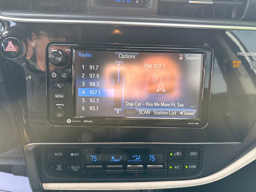 Used 2018 Toyota Corolla iM image 20