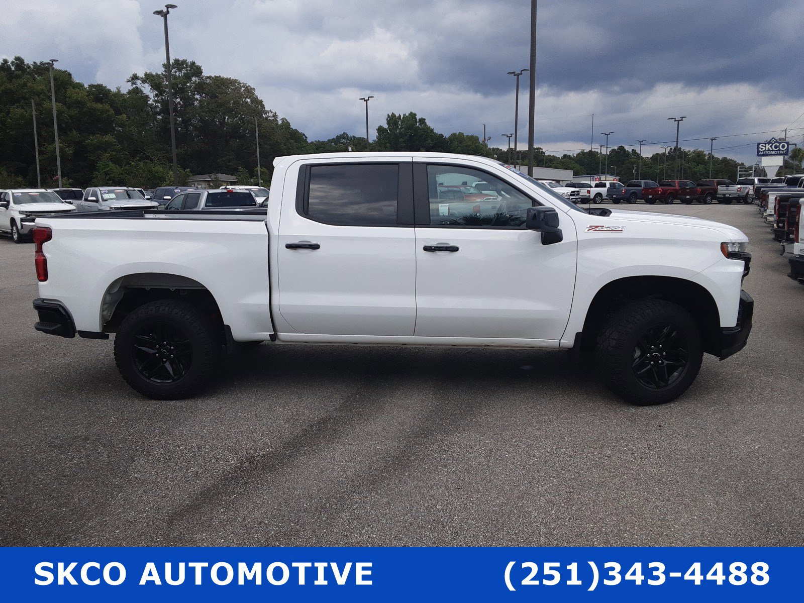 Used 2021 Chevrolet Silverado 1500 LT Trail Boss w/ Convenience Package II image 6
