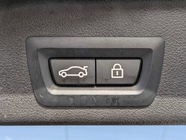 Used 2023 BMW X5 sDrive40i w/ Premium Package RWD image 13
