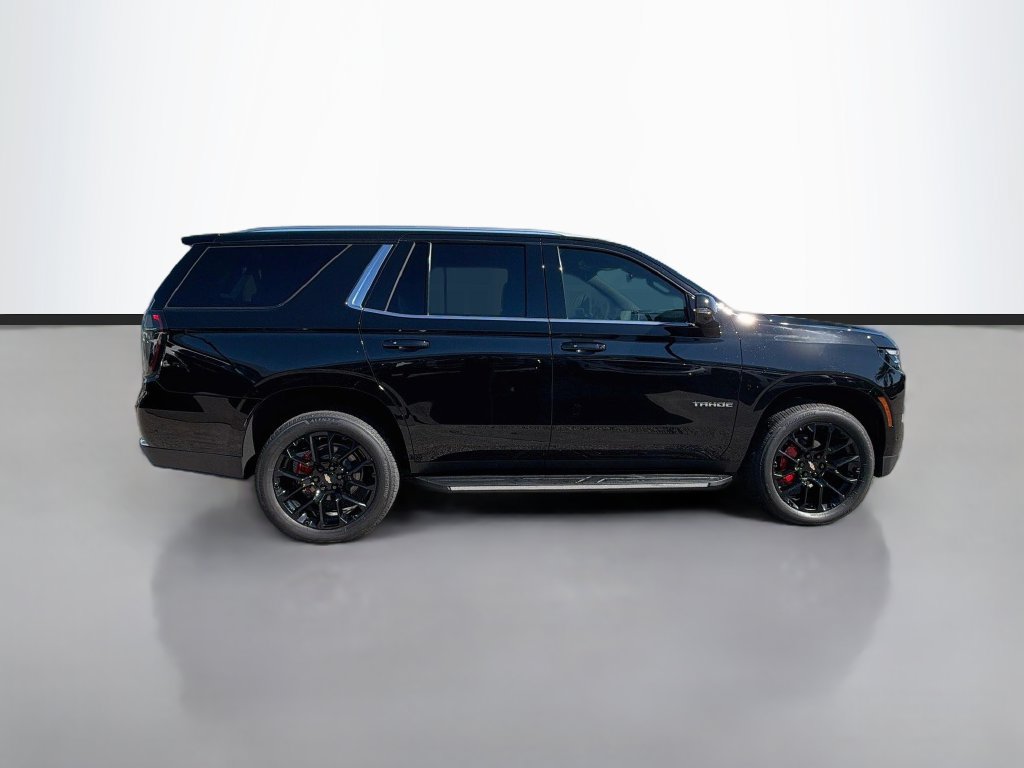 Used 2026 Chevrolet Tahoe LT w/ Comfort Package AWD/4WD image 4