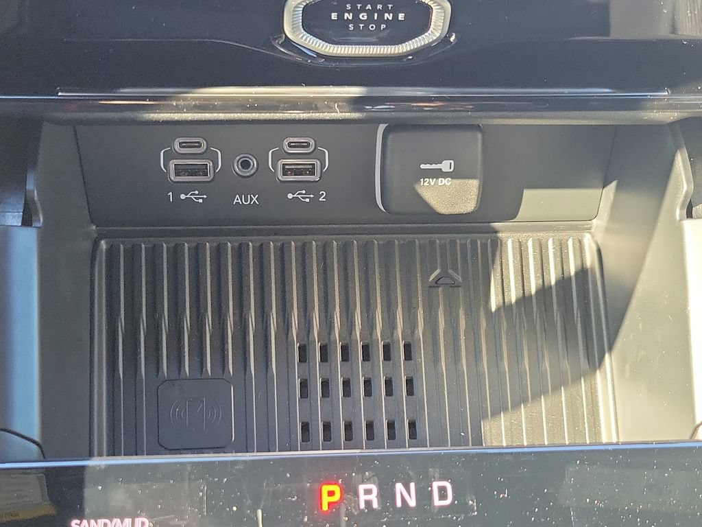 New 2026 Jeep Grand Cherokee Altitude AWD/4WD image 28